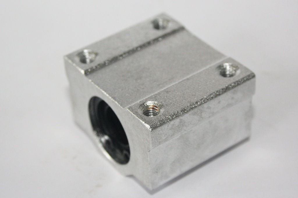 Фото 3 - Подшипник линейный SCS12GA.